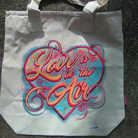 Del sol "love is in the air" tote bag. - Picture 2 of 2